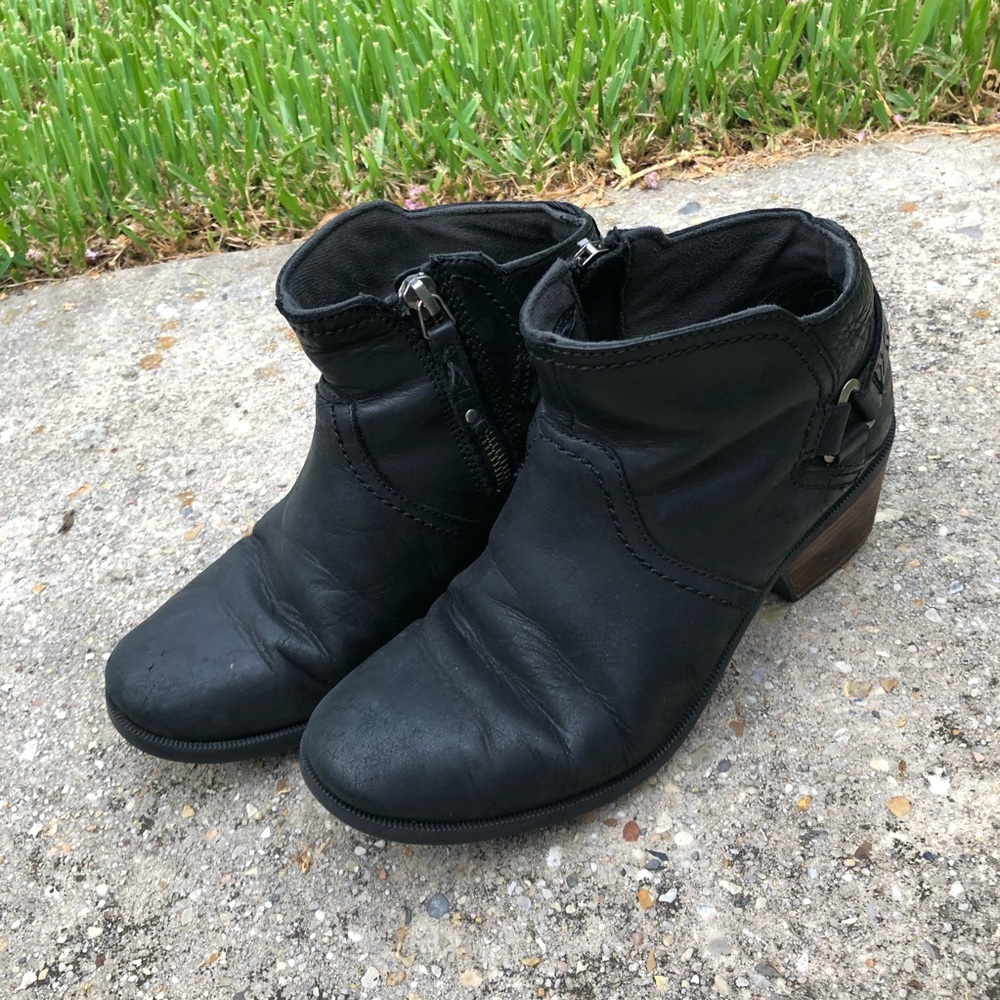 Teva Black Leather Foxy Ankle Boots, Size 7